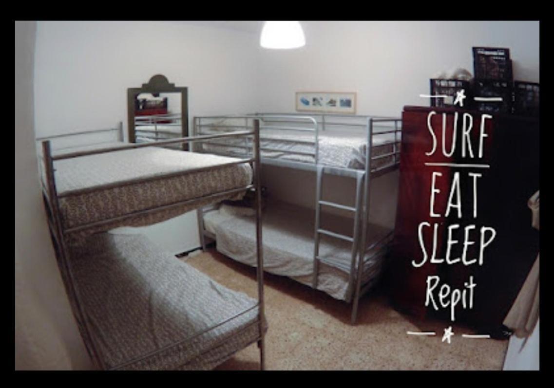 Surf House Famara Yokomosurf Hostel Bagian luar foto